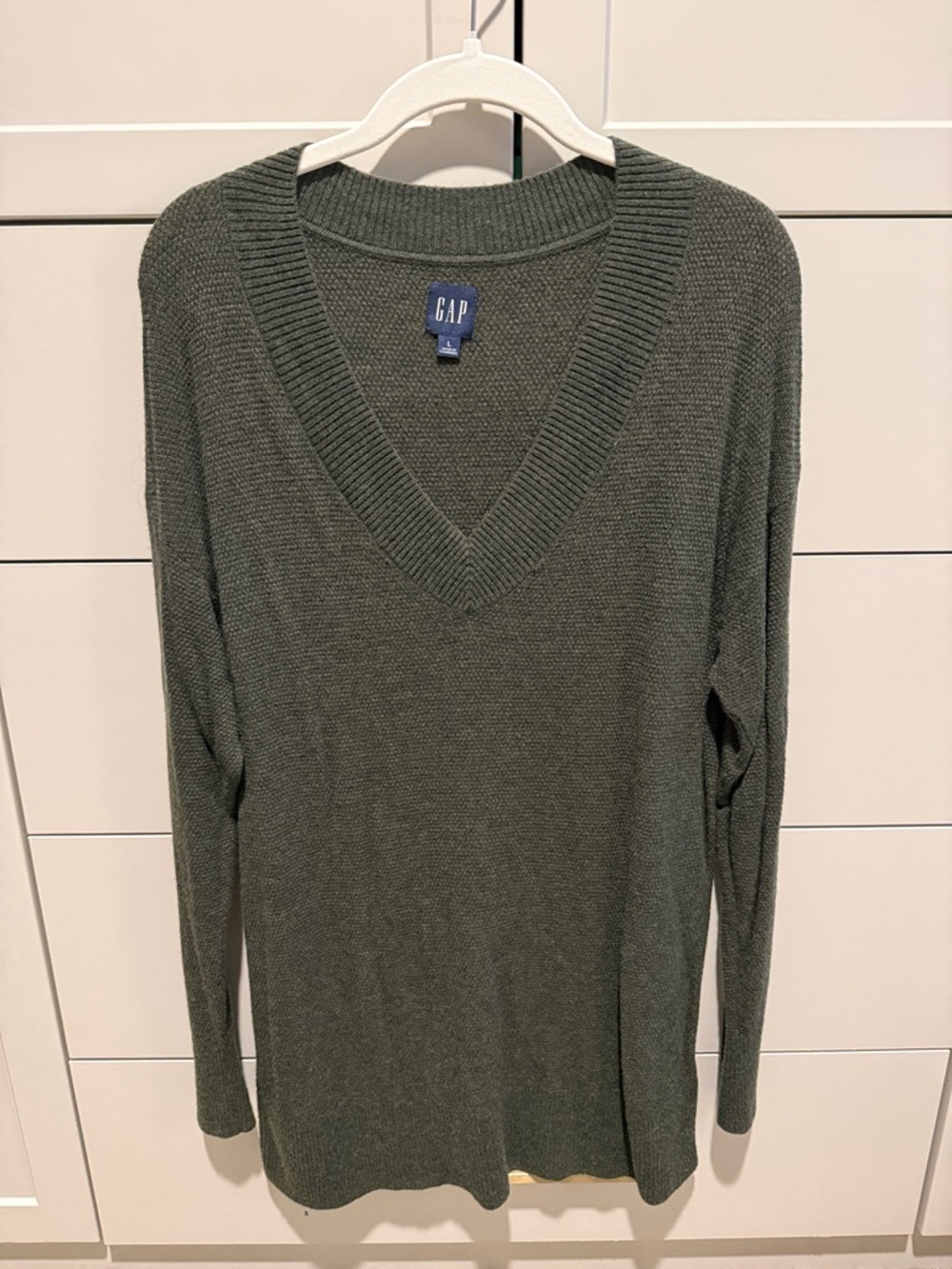 GAP Men's Olive V-Neck Sweater